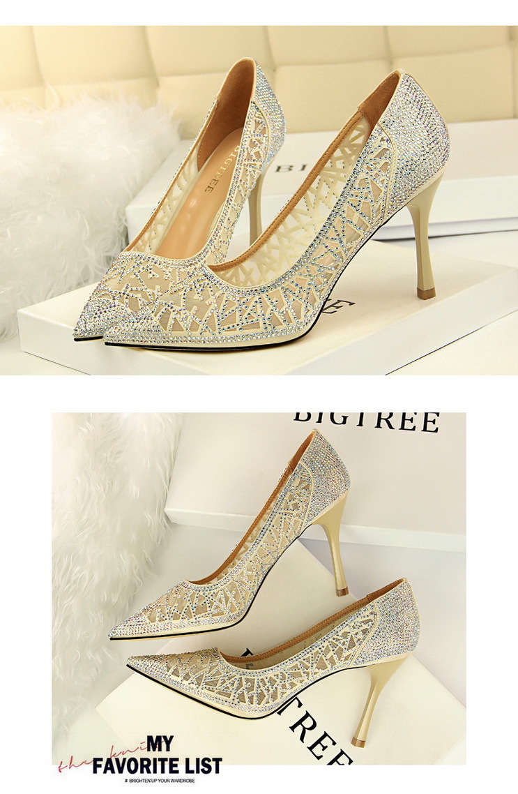Großhandel Strass High Heels Frauen Spitz Heels Mesh Hohl Kristall Bling Silber Schuhe High Heels Pumps 9cm Party Hochzeitsschuhe Von Großhandel Strass High Heels Frauen Spitz Heels Mesh Hohl Kristall Bling Silber Schuhe High Heels Pumps 9cm Party Hochzeitsschuhe Von