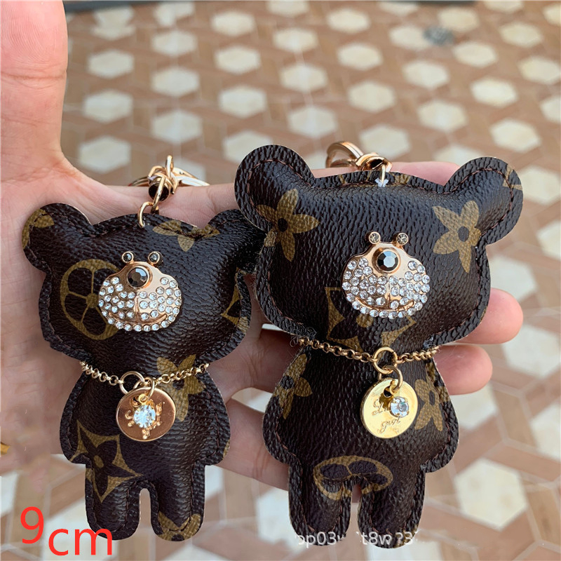 gucci bear keyring