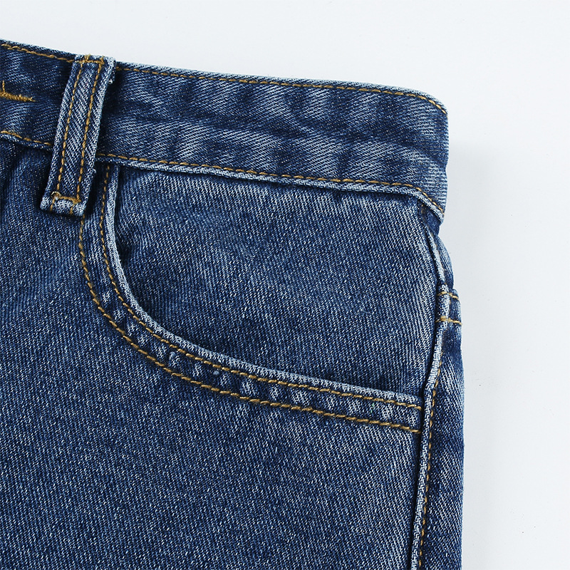 button detail baggy jeans